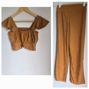 Kit Of 2 Pieces: Cropped Top And Wide Leg Pants